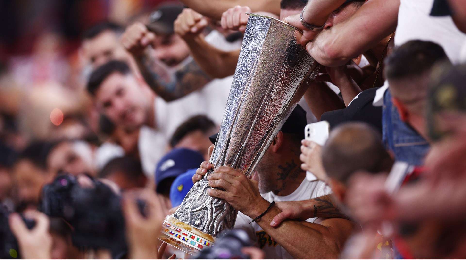 整体形象的 整体形象的